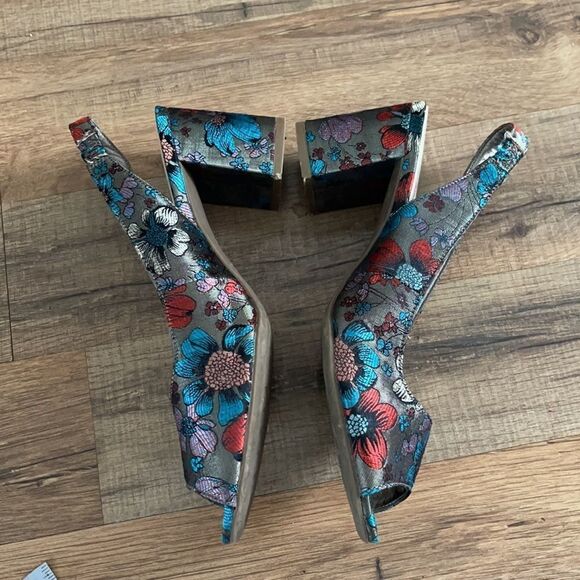 Anne Klein iflex Maurise Floral Sling Back Shoes Sz 7.5 - Picture 12 of 14